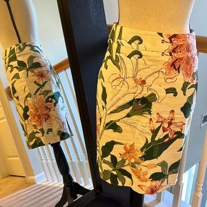 Ann Taylor | Floral knee length skirt